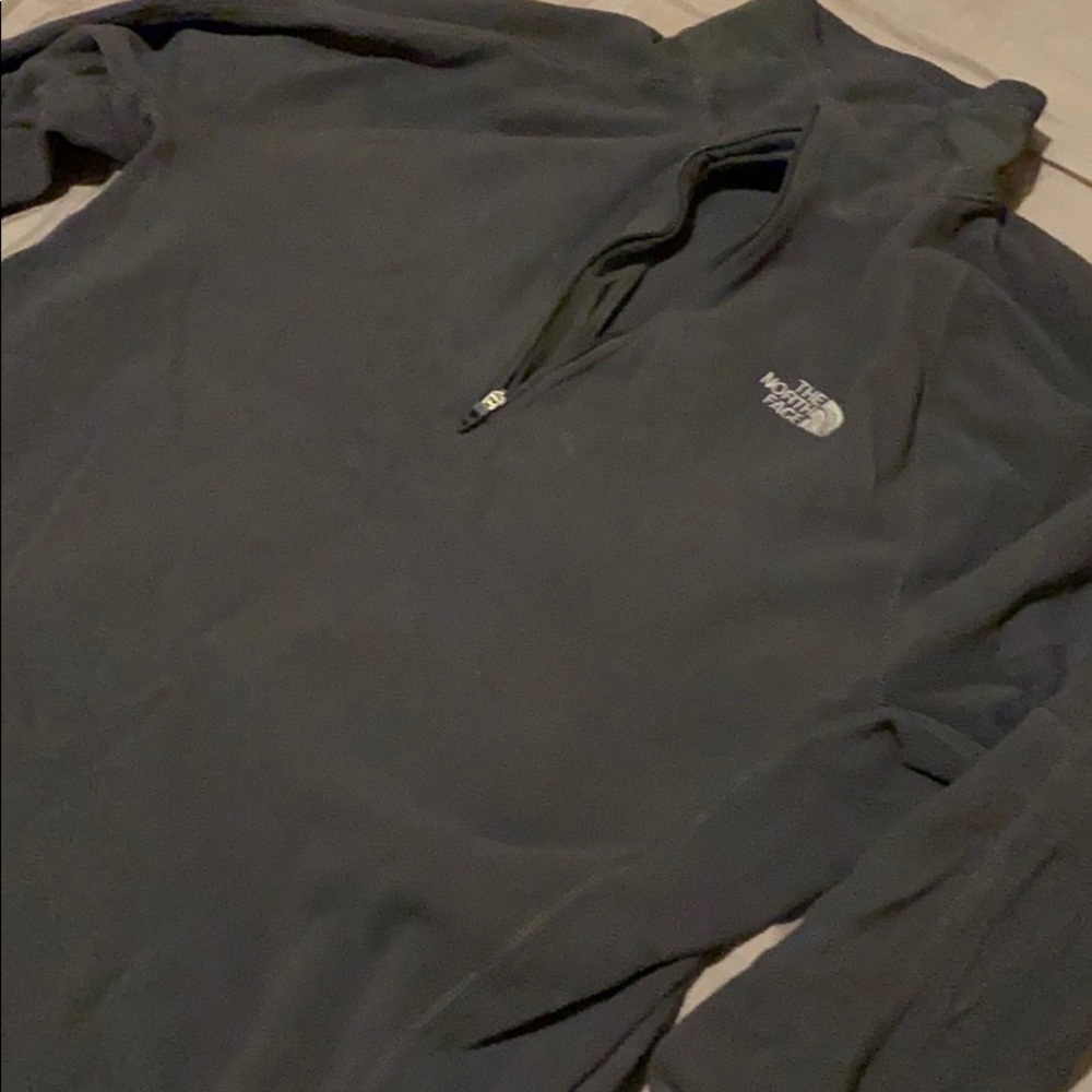 The North Face pullover black large